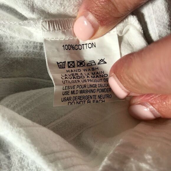 Grifflin Paris Women’s White Cotton Long-sleeved Ruffled Neck Size Small - Picture 11 of 12